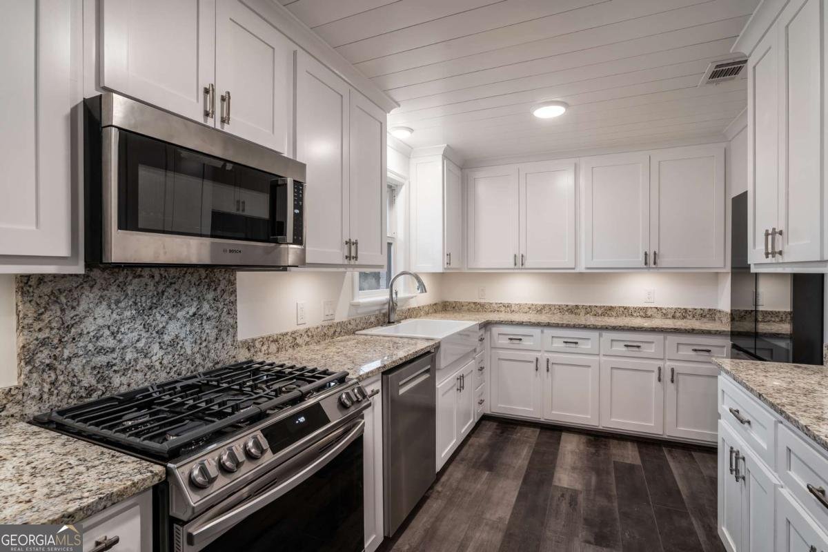 9351 Henderson Mountain Road Fairmount - 25