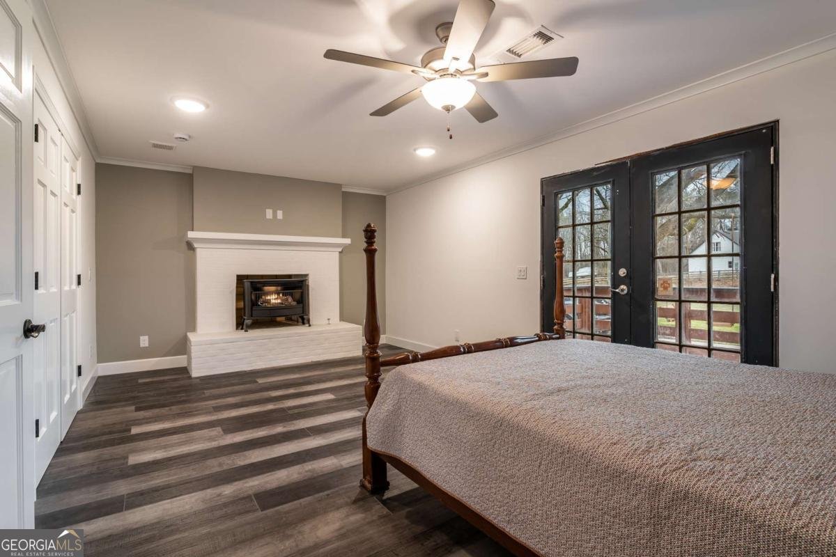 9351 Henderson Mountain Road Fairmount - 30
