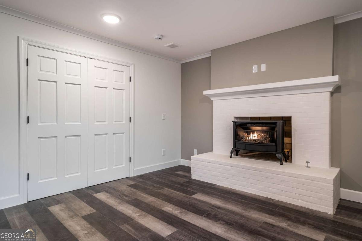 9351 Henderson Mountain Road Fairmount - 31