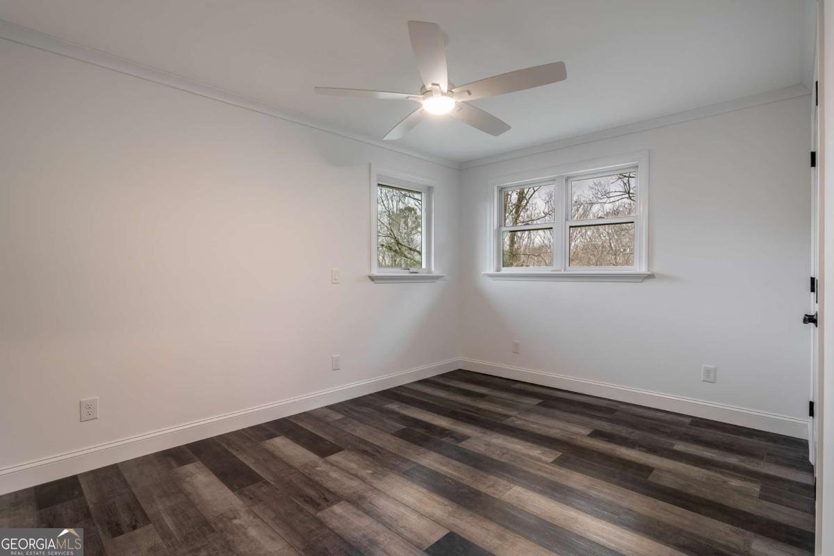 9351 Henderson Mountain Road Fairmount - 35