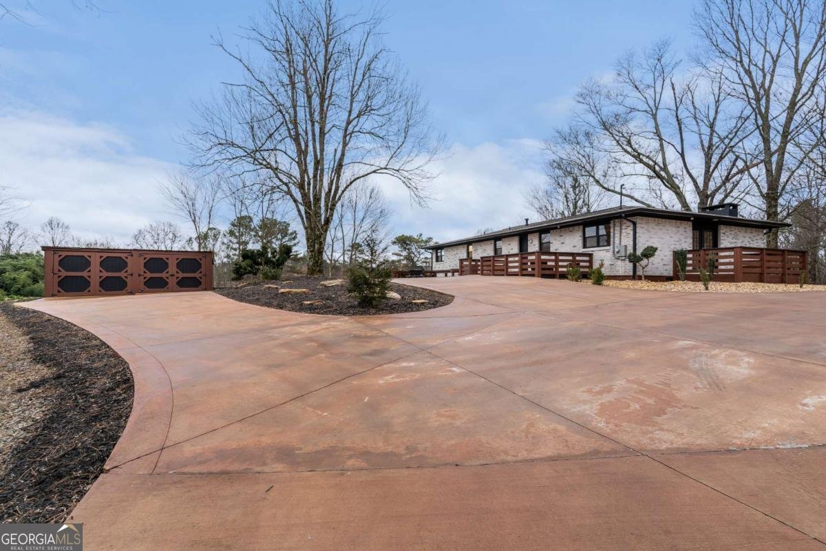 9351 Henderson Mountain Road Fairmount - 42