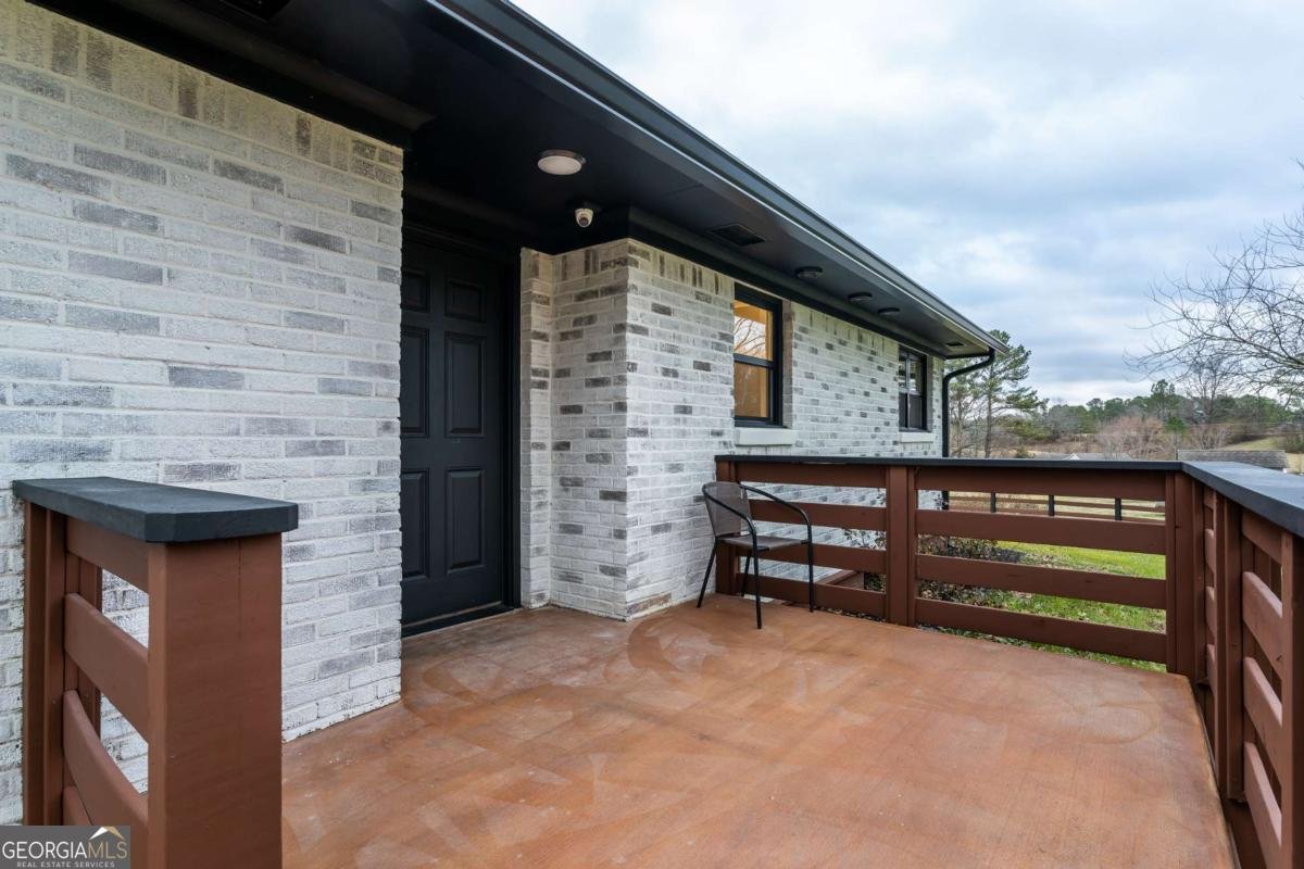 9351 Henderson Mountain Road Fairmount - 44