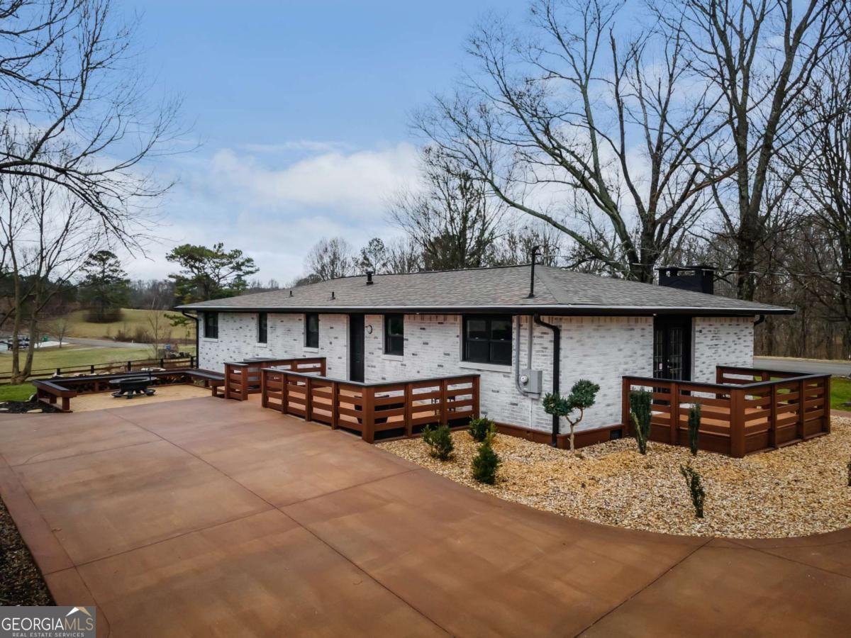 9351 Henderson Mountain Road Fairmount - 5