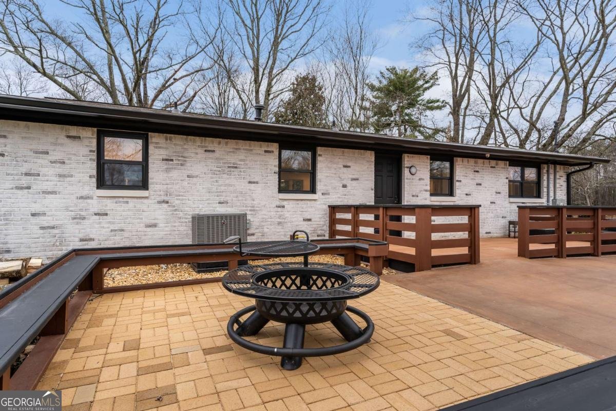 9351 Henderson Mountain Road Fairmount - 6