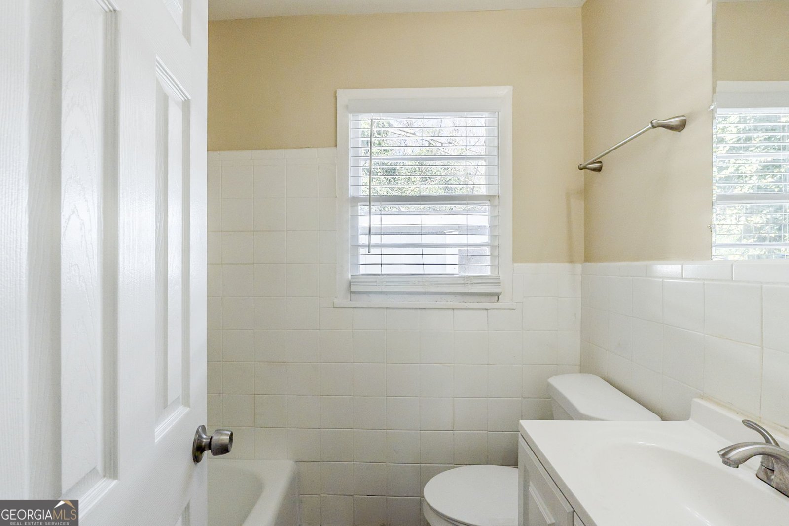 2720 Santa Barbara Drive Atlanta - 17