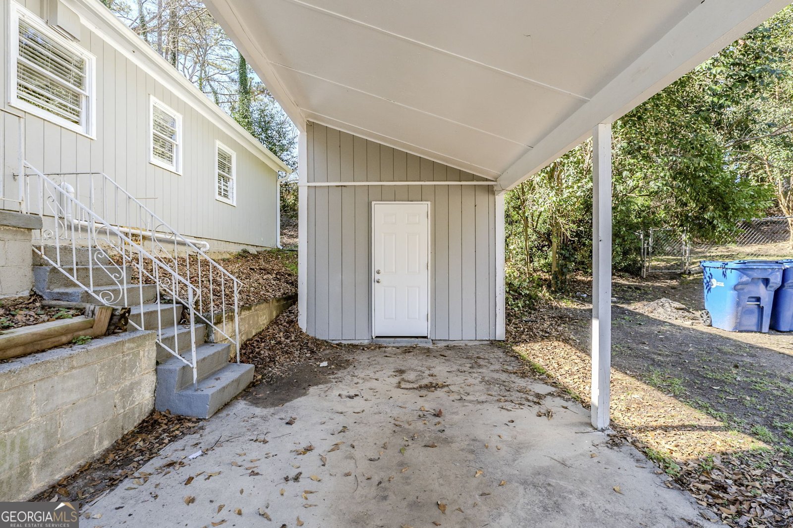 2720 Santa Barbara Drive Atlanta - 18