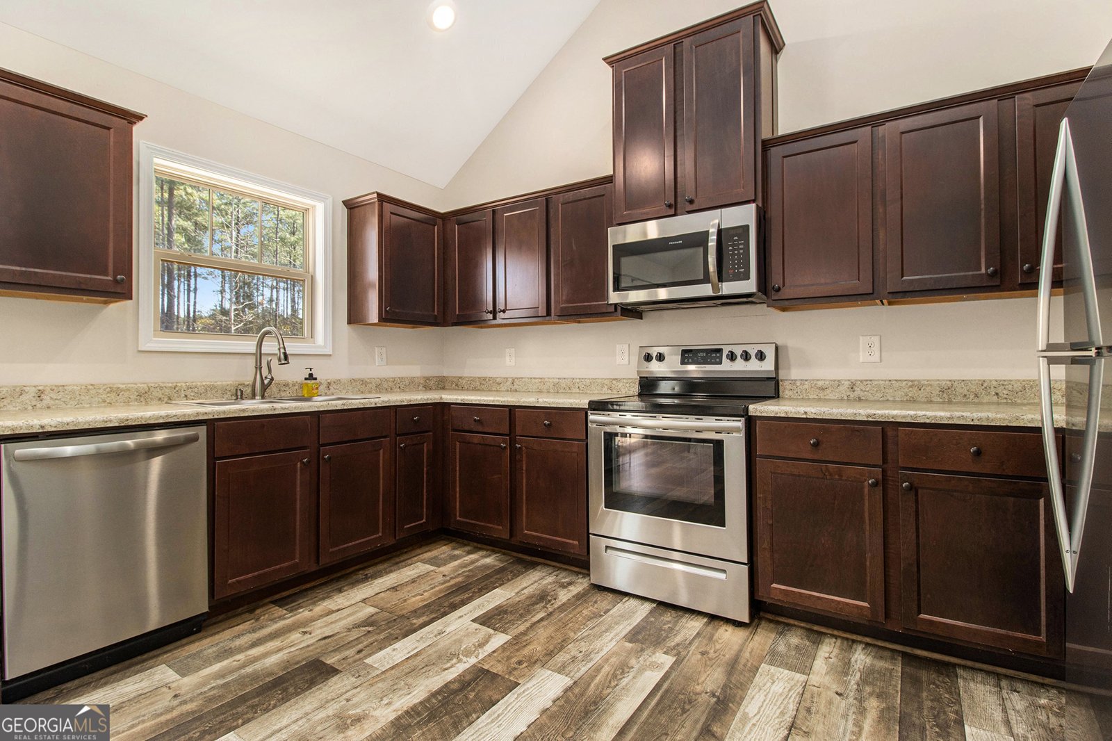 123 Needleleaf Court Barnesville - 11