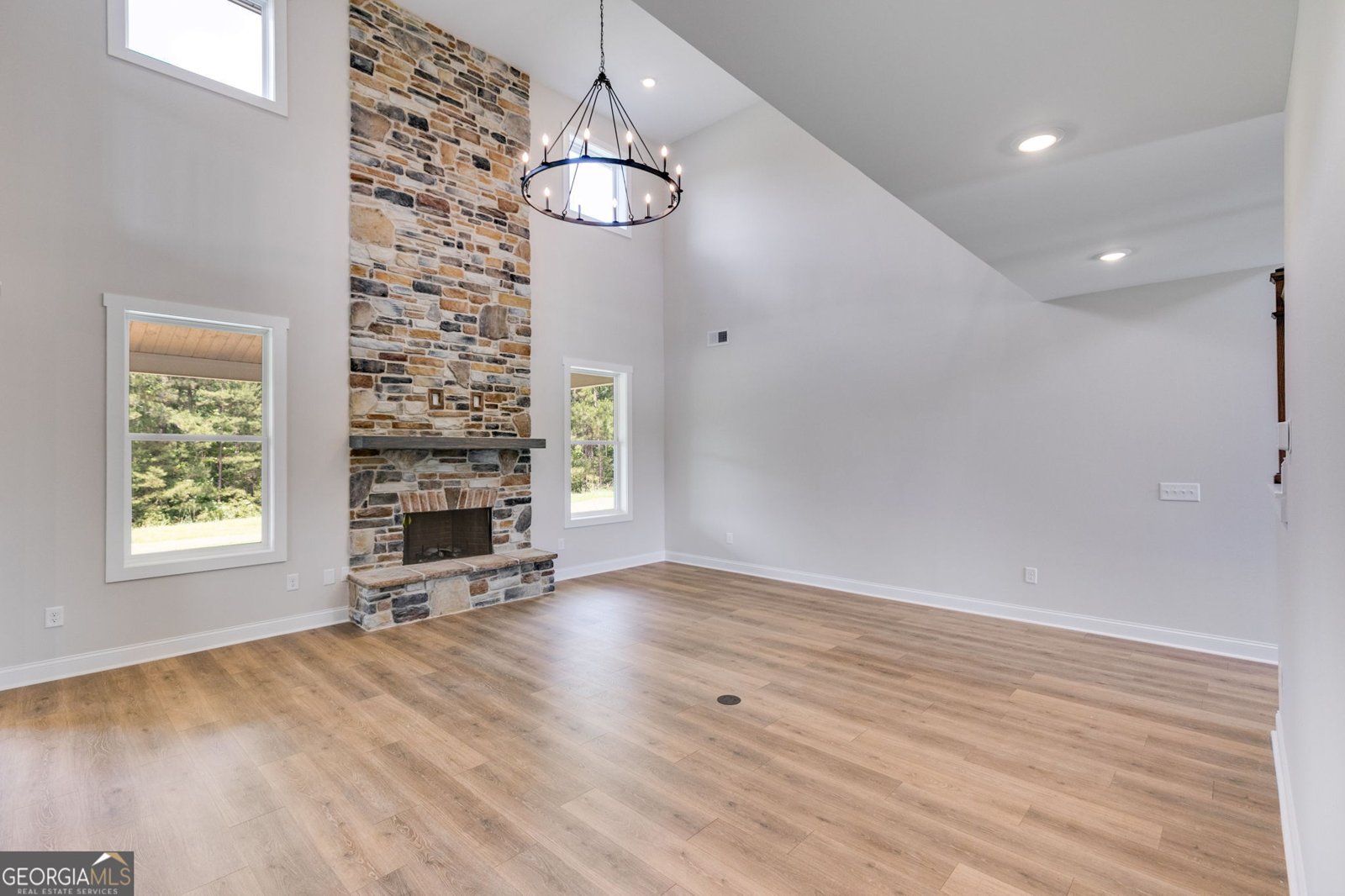 800 Lake Circle Road Buchanan - 9