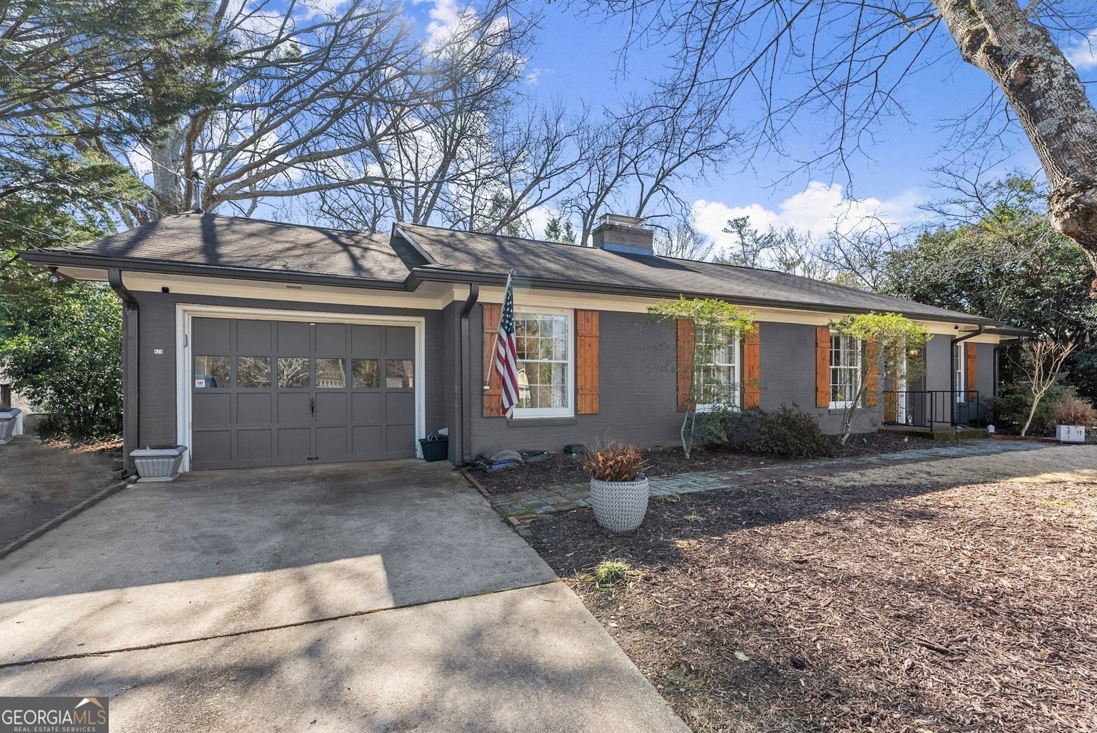 429 Dixon Drive Gainesville - 1