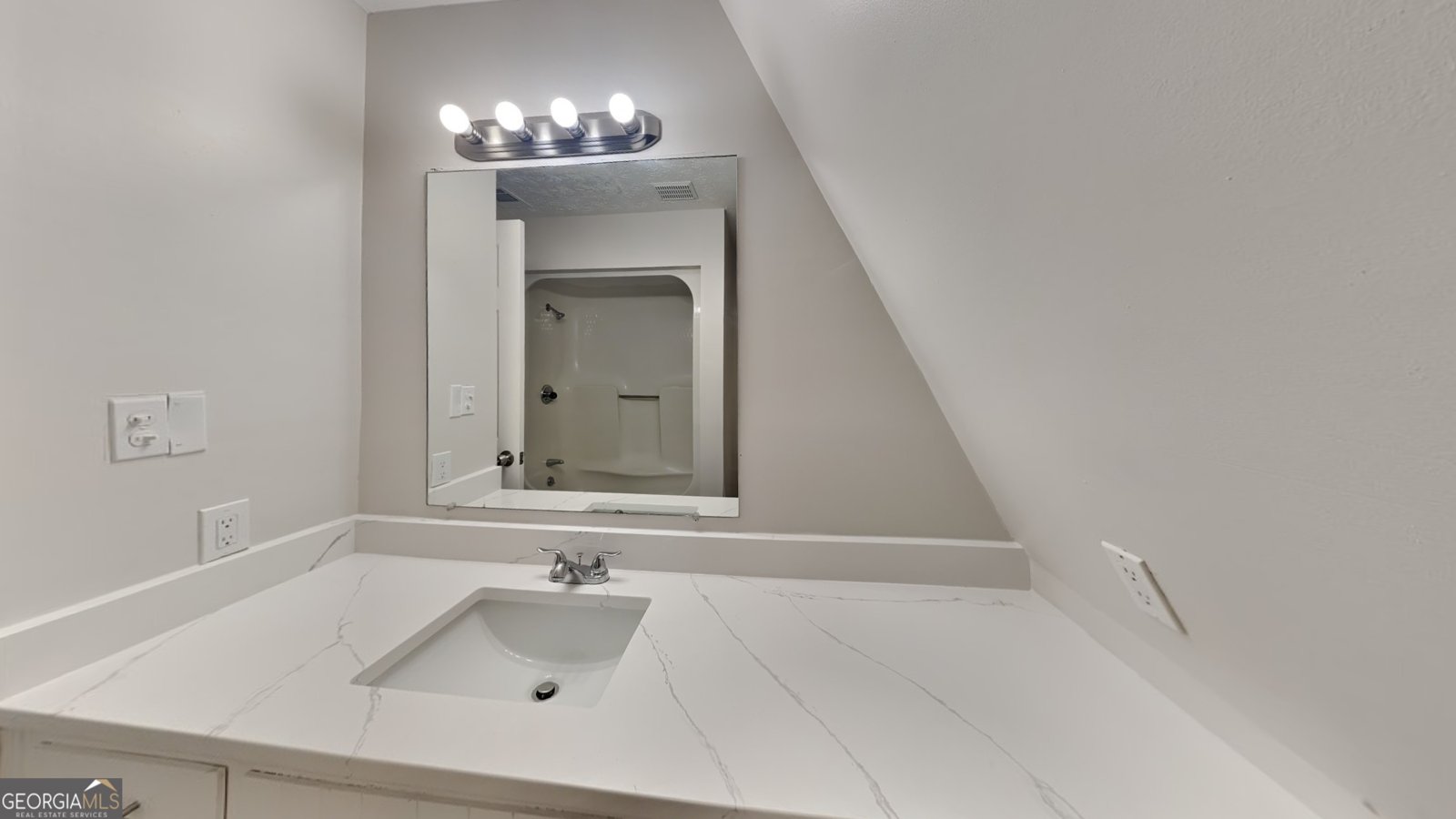 250 Southmoor Circle Stockbridge - 15