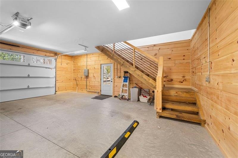 851 MORELAND Drive Blue Ridge - 33