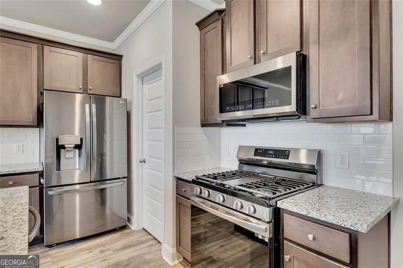 539 Walton Drive Woodstock - 10