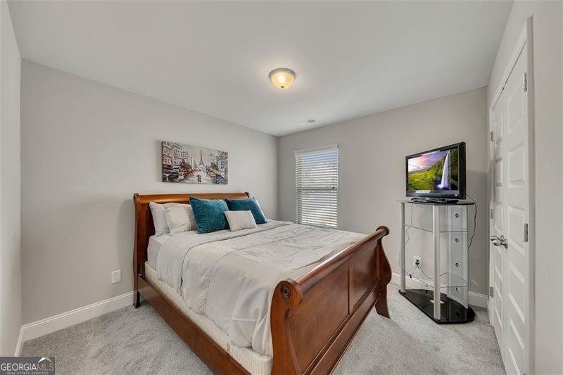 539 Walton Drive Woodstock - 31