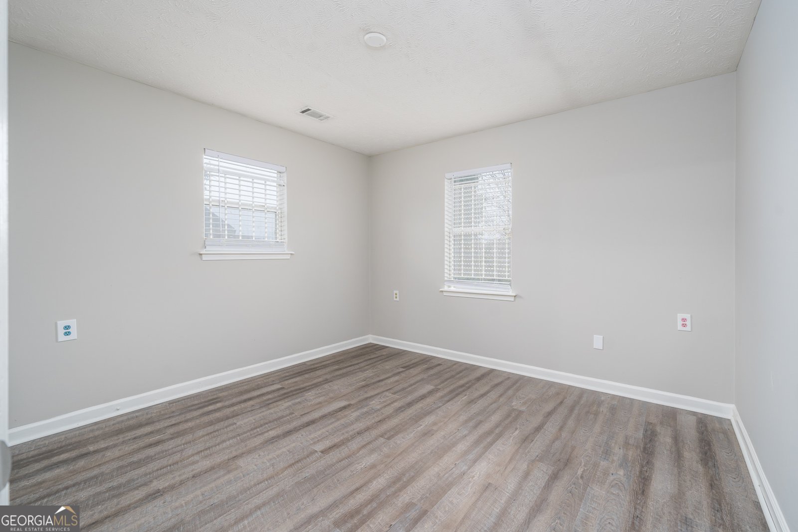 718 Dalvigney Street Atlanta - 18