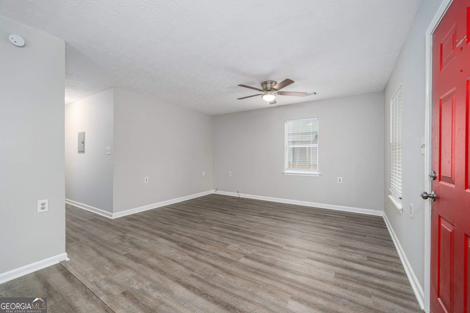 718 Dalvigney Street Atlanta - 6