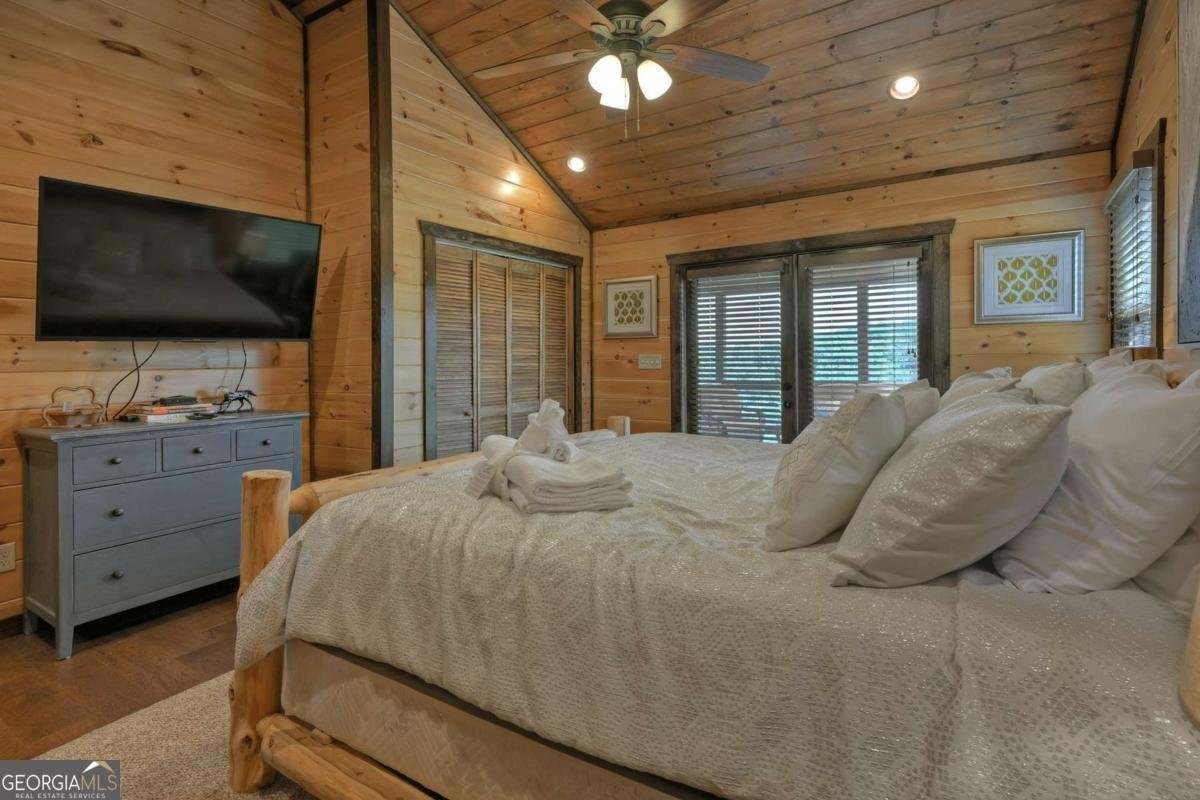 406 Hope Drive Blue Ridge - 37
