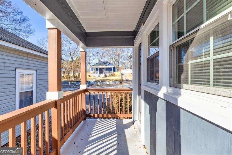 2506 Maple Street East Point - 4