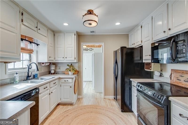 4021 Sundown Drive Gainesville - 23
