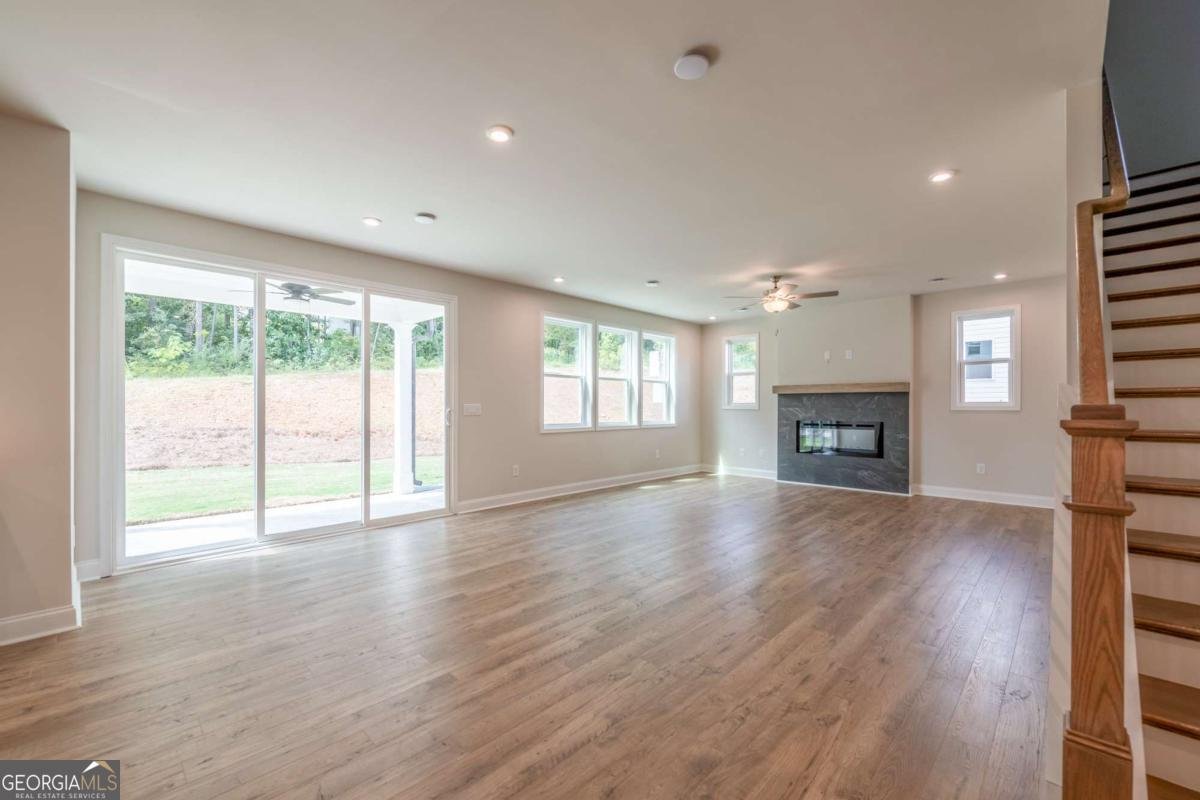718 Crossroad Court Powder Springs - 8