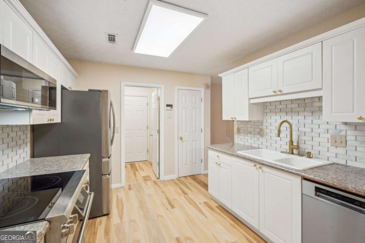 3815 Glen Laurel Court Cumming - 4