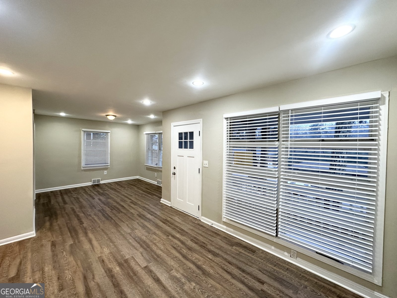 2634 Rockcliff Road Atlanta - 3