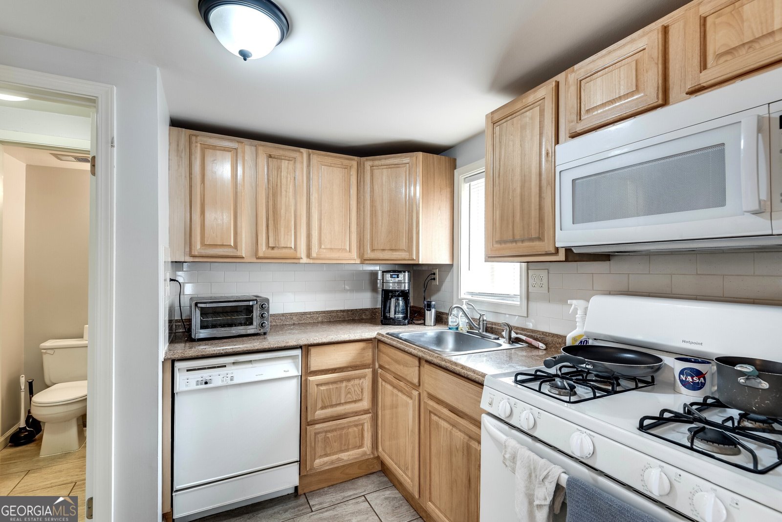 2312 Wayside Drive Brookhaven - 31