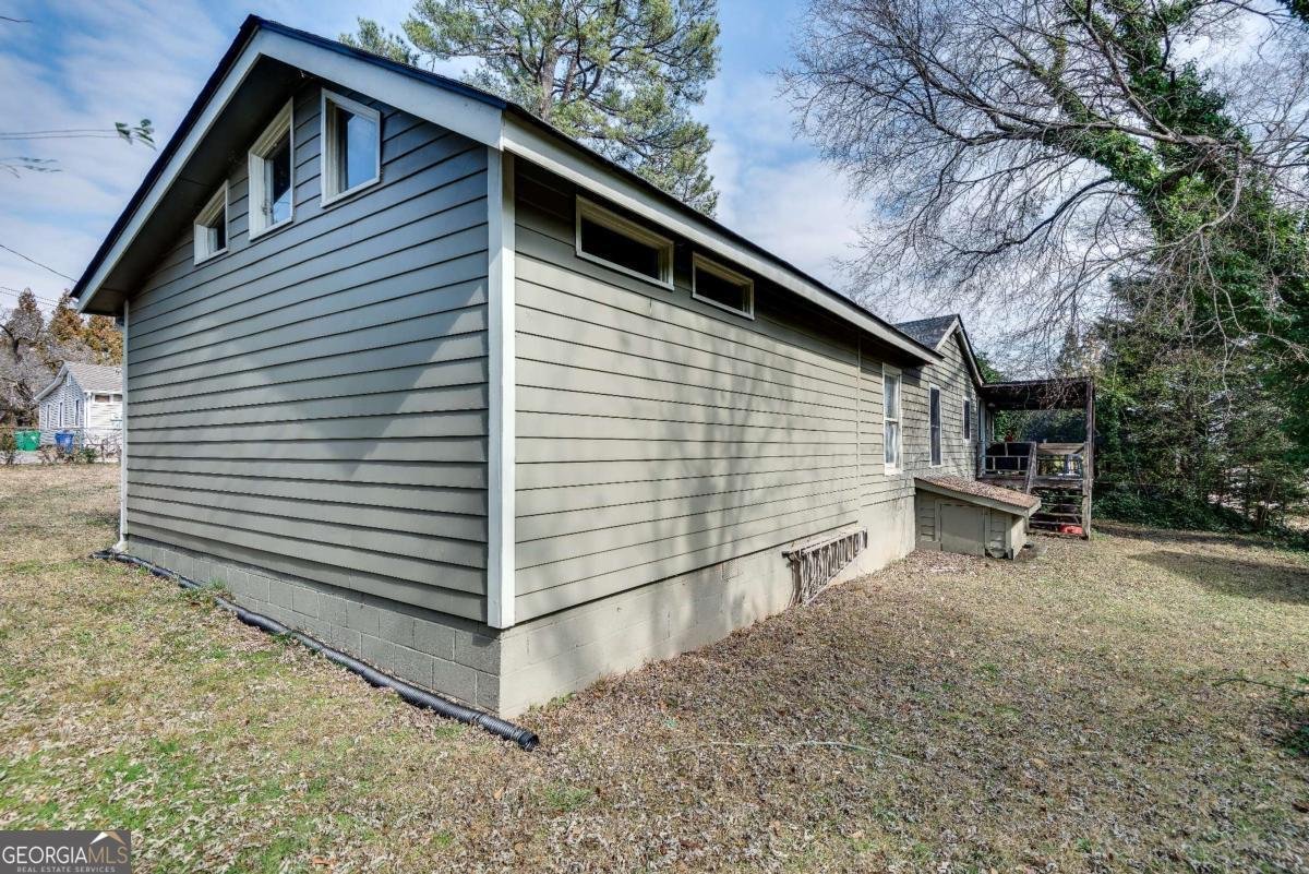 2312 Wayside Drive Brookhaven - 36