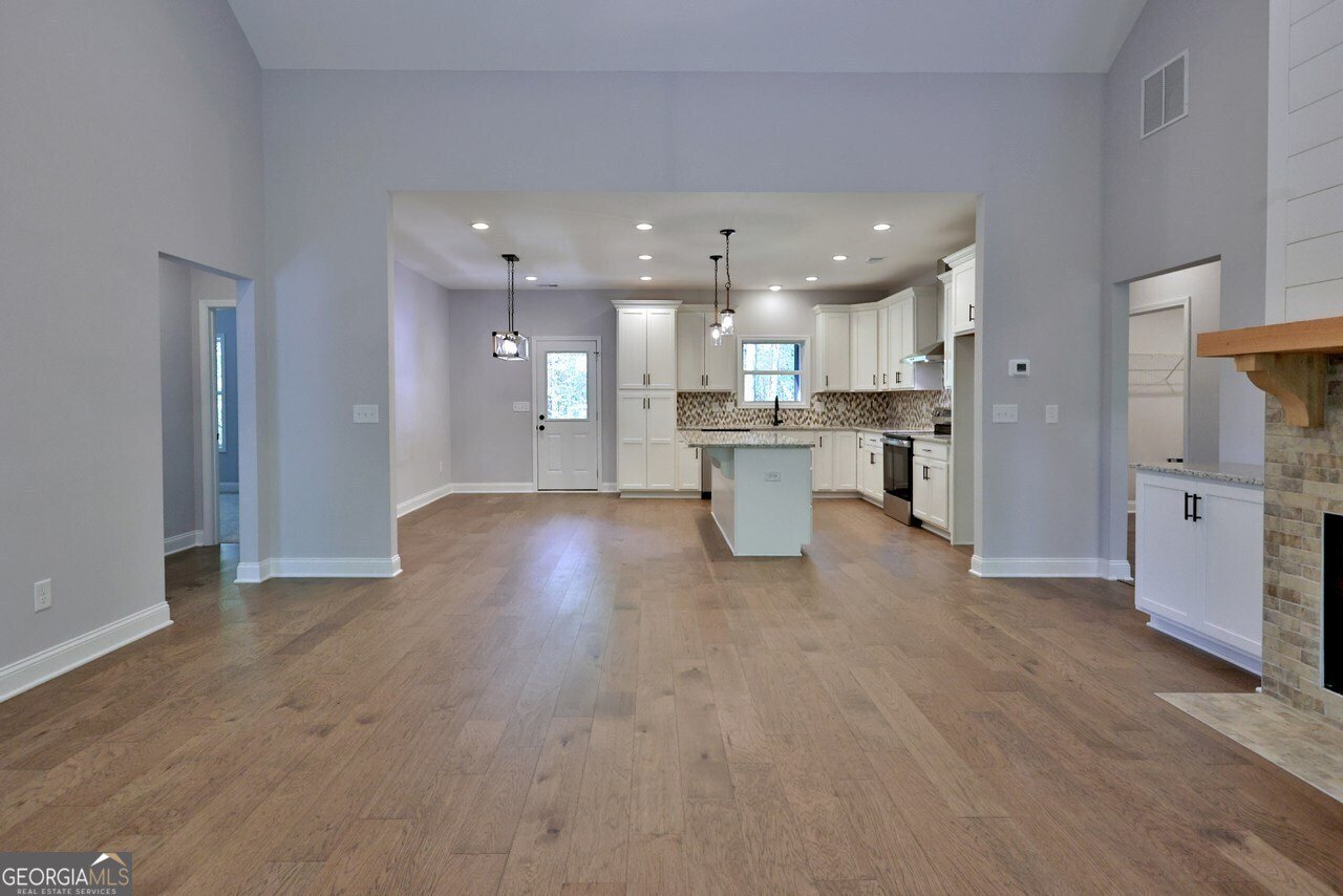 2117 Hwy 101 N Dallas - 7