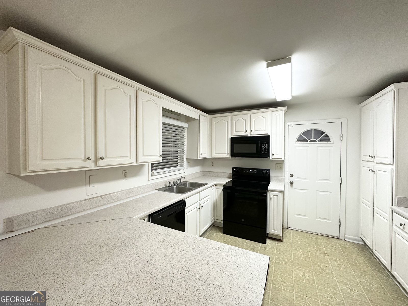 2537 Bonnybrook Atlanta - 4