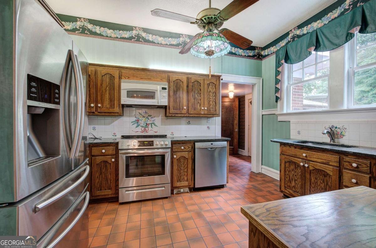 18 Cassville Road Cartersville - 23