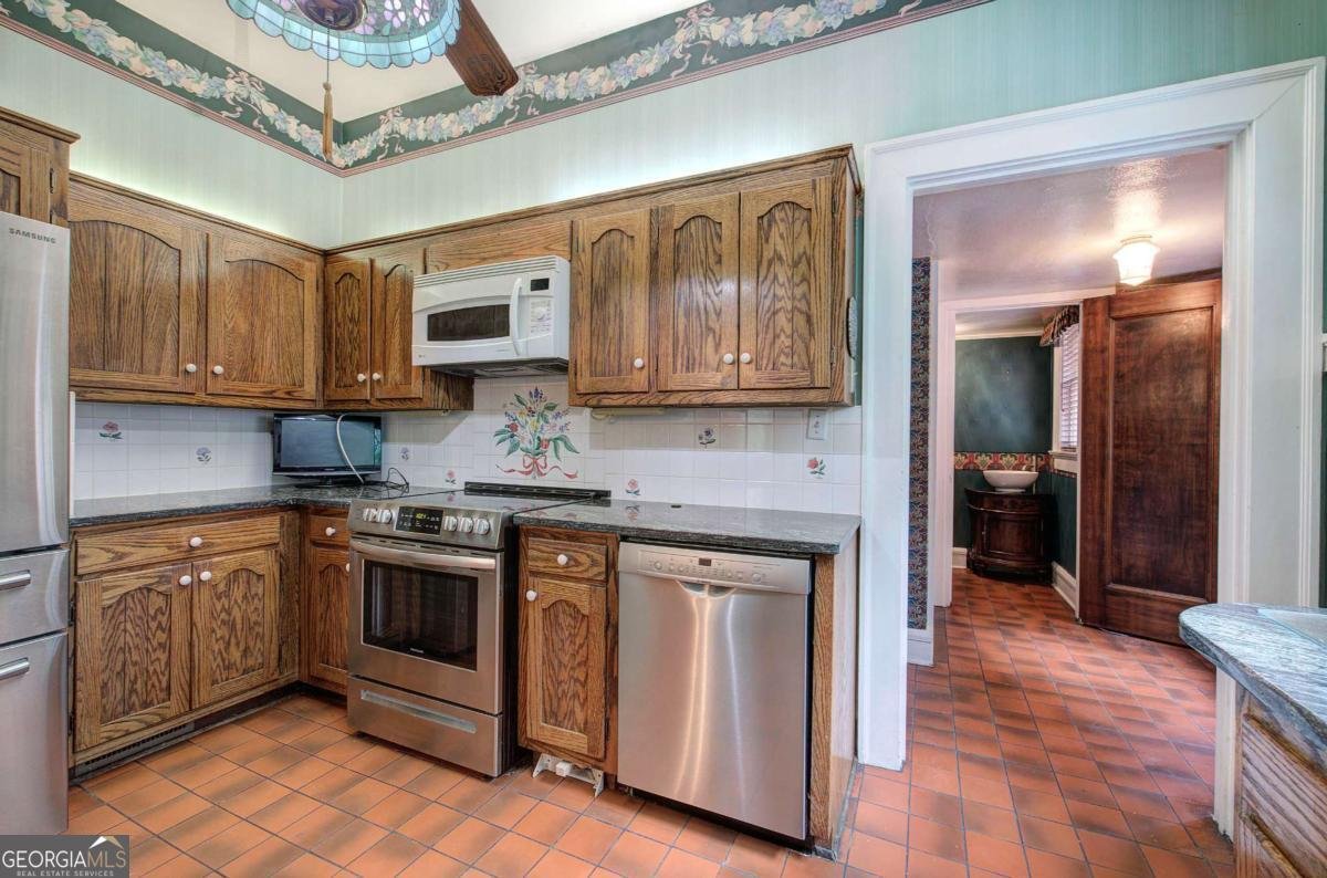 18 Cassville Road Cartersville - 26