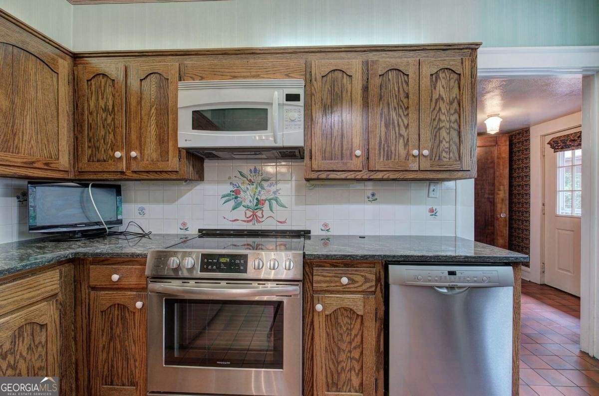 18 Cassville Road Cartersville - 28