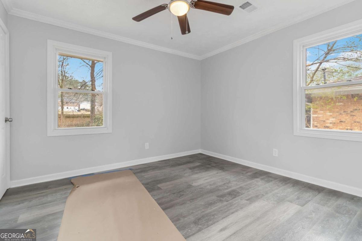 2825 Middleburg Drive Atlanta - 22