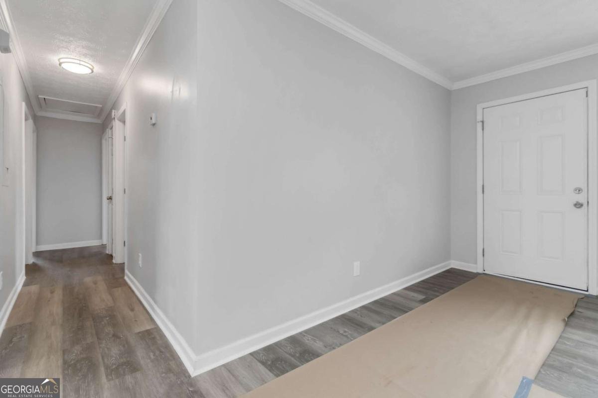 2825 Middleburg Drive Atlanta - 29