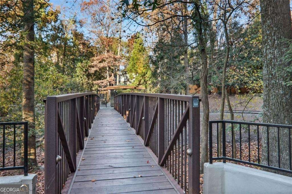3235 Roswell Road Atlanta - 24