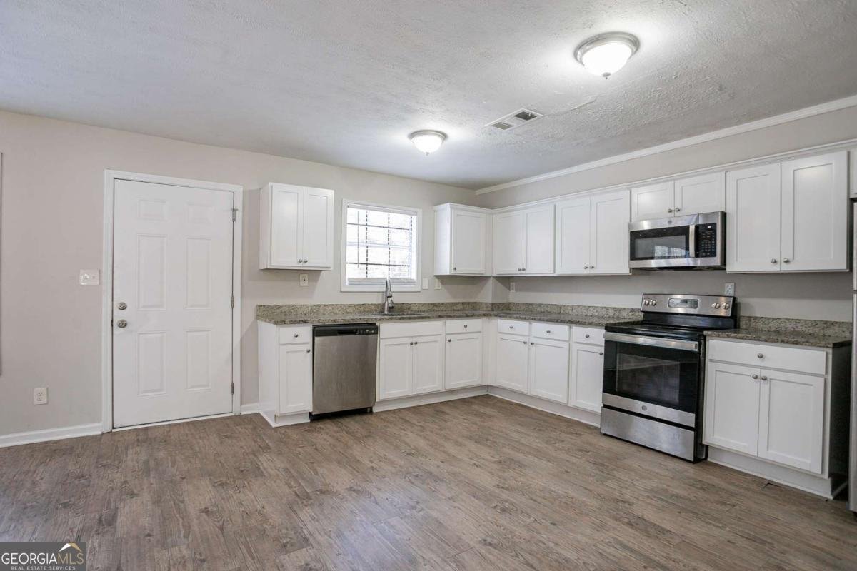 3049 Flat Shoals Road Atlanta - 7
