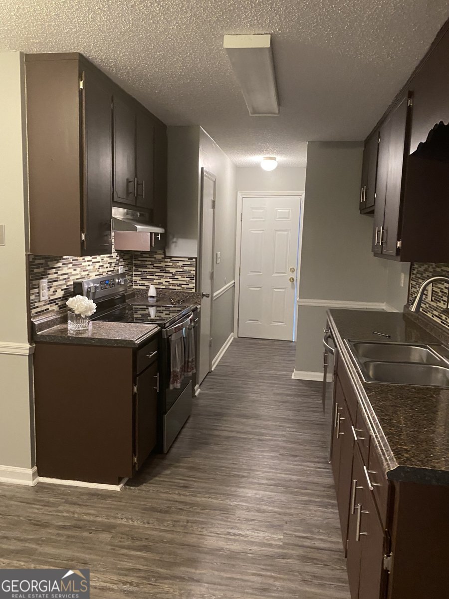 260 Edgewater Drive Macon - 12
