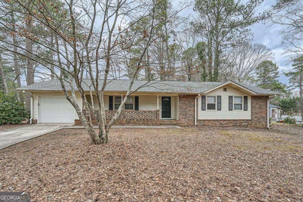 2102 Red Berry Lane Marietta - 1