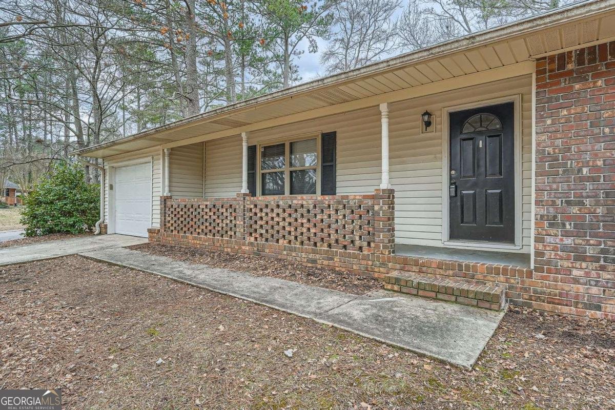2102 Red Berry Lane Marietta - 4