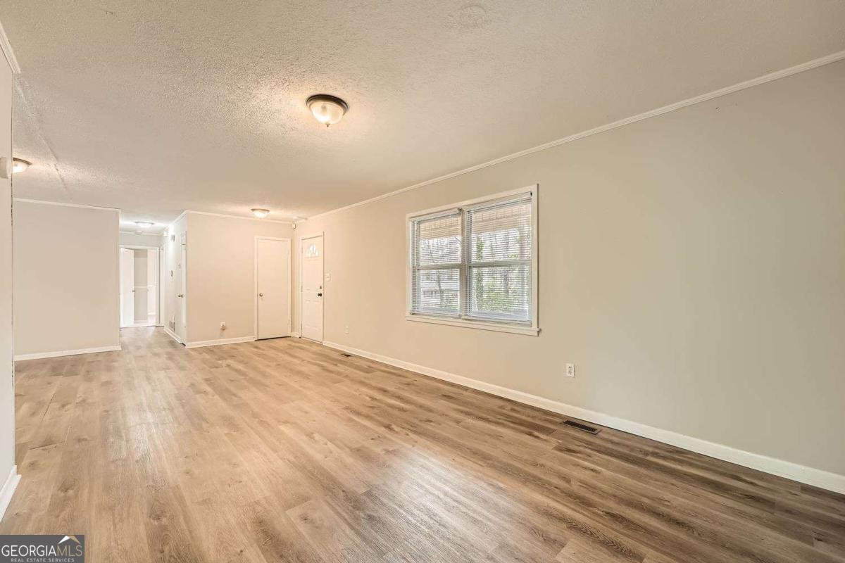 2102 Red Berry Lane Marietta - 6