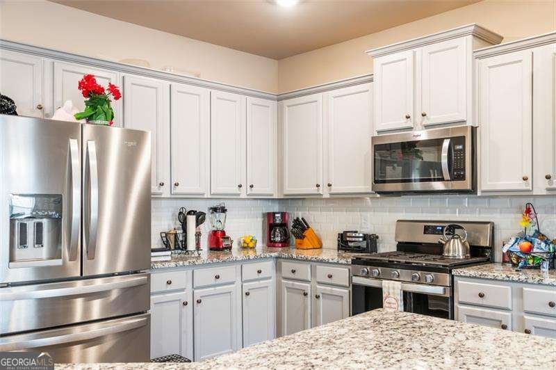 1187 KINGSTON HILL Drive Loganville - 14