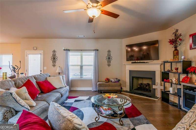 1187 KINGSTON HILL Drive Loganville - 9