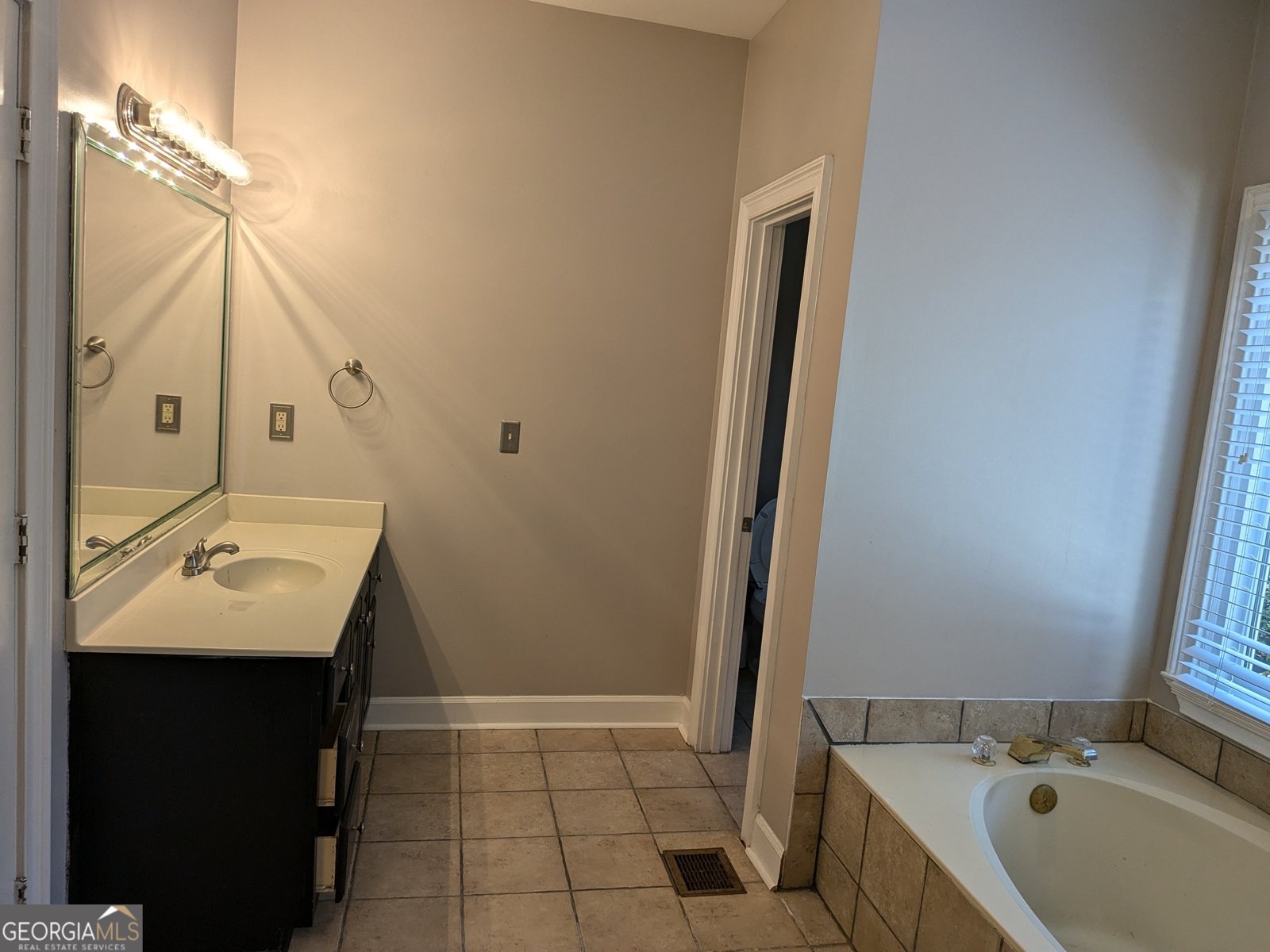 4401 Riverlake Way Snellville - 20