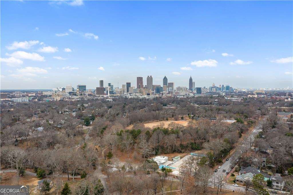 965 Boulevard Atlanta - 25