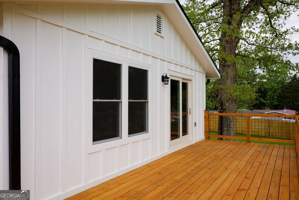 94 BREEZY KNOB Road FRANKLIN - 29