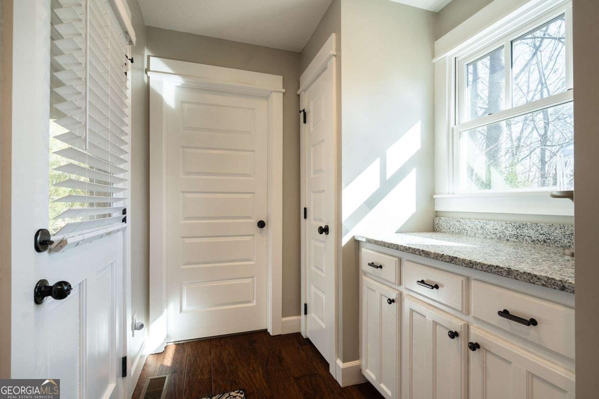665 Davis Road Blue Ridge - 15