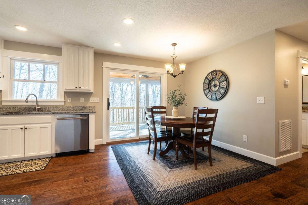 665 Davis Road Blue Ridge - 9
