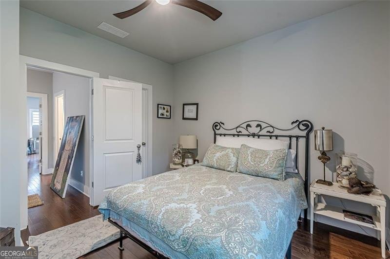 3157 OAKDALE Road Hapeville - 27