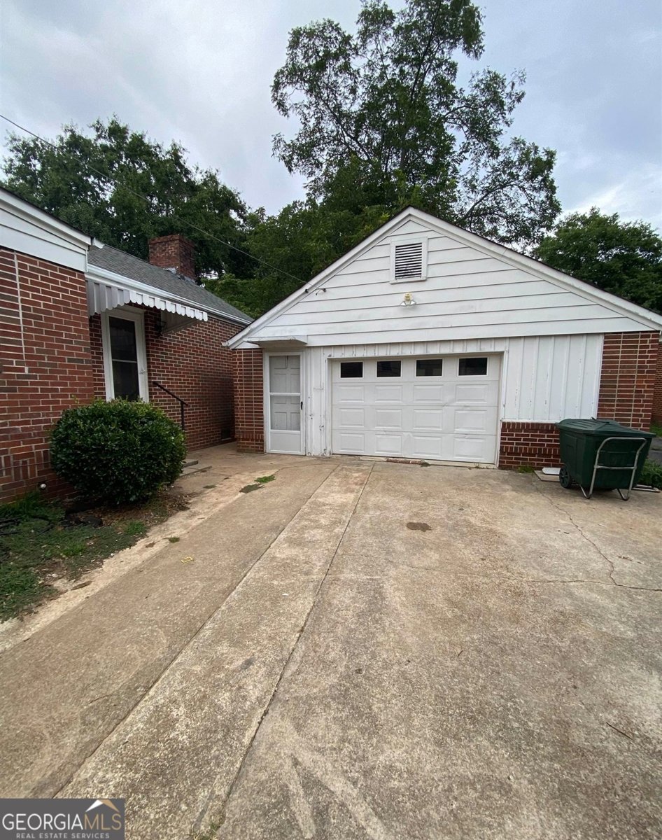 44 Chestnut Street Elberton - 3