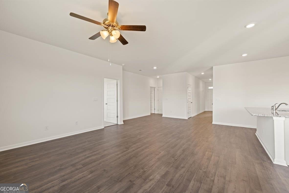 8603 SECRETARIAT Drive Lithonia - 28
